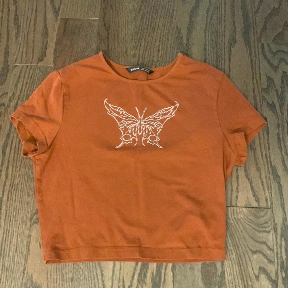 Shein - Butterfly crop t-shirt - Size medium